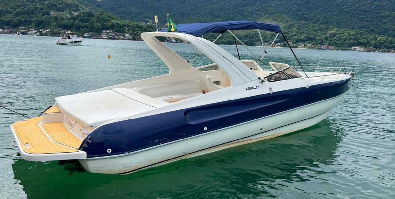 Real 29 Pés Aluguel de Lanchas e Iates Love Boat Rio de Janeiro RJ